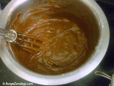 کیک شکلاتی با پنیر ماسکاروپونه و فندق کیک شکلاتی با پنیر ماسکاروپونه و فندق