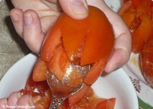 تزئین سالاد به شکل گل لاله تزئین سالاد به شکل گل لاله