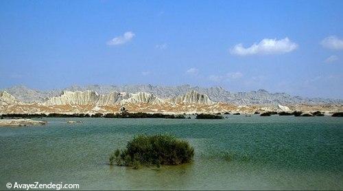کوه‌های مریخی، چابهار 