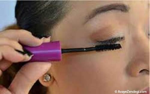  چگونه مژه هایتان را بطور طبیعی بلند و زیبا جلوه دهید؟ 