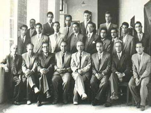  آشنایی بازندگی دکتر محمود حسابی 