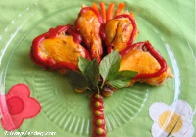  آشنایی با روش تهیه مرغ آب پز و تزئین های آن 