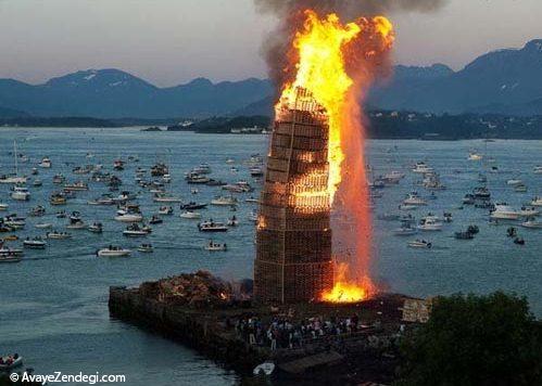 عکس های جالب از بزرگترین آتش هیزمی