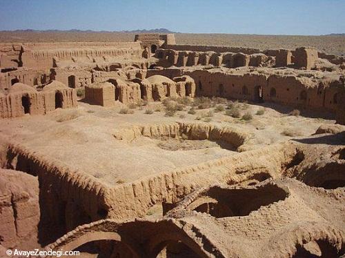 بزرگترین مخفیگاه خشتی دزدها در ایران بزرگترین مخفیگاه خشتی دزدها در ایران