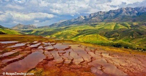 چشمه های اسرار آمیز باداب سورت چشمه های اسرار آمیز باداب سورت