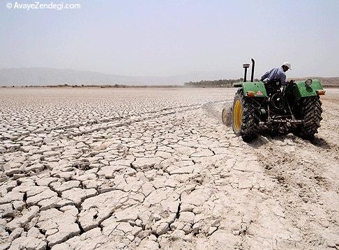  دو روی چهره دریاچه پریشان 