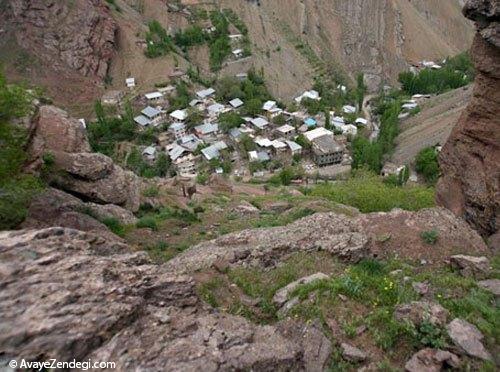 راهنمای خوش گذرانی در دیدنی ترین جاده ایران راهنمای خوش گذرانی در دیدنی ترین جاده ایران