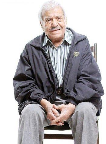 خاطره بازی با نصرتا... وحدت در بهار 90 سالگی خاطره بازی با نصرتا... وحدت در بهار 90 سالگی