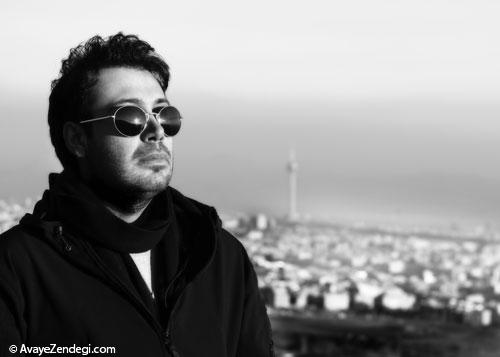 محسن چاوشی؛ صدای خسته، خش دار و مرموز محسن چاوشی؛ صدای خسته، خش دار و مرموز
