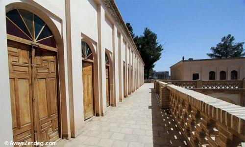 عمارت و باغ اکبریه