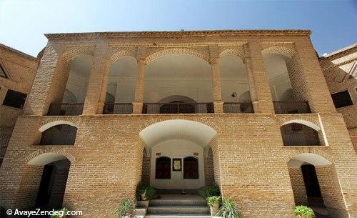 عمارت و باغ اکبریه