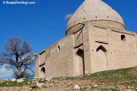  آشنایی با آرامگاه حیات الغیب در لرستان 