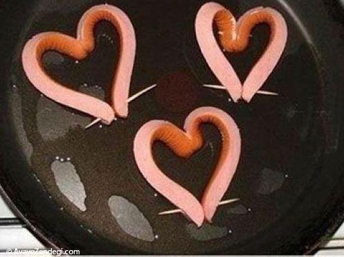 آموزش تصویری پخت سوسیس تخم مرغ عاشقانه