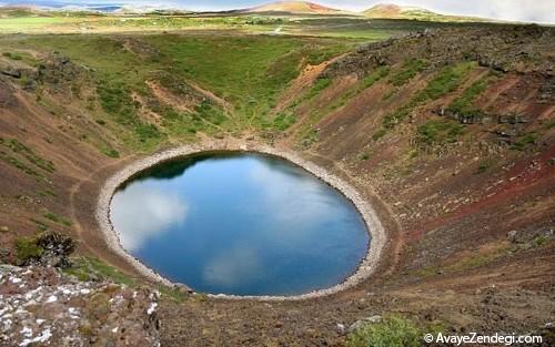 زیباترین گودال طبیعی دنیا در ایسلند زیباترین گودال طبیعی دنیا در ایسلند