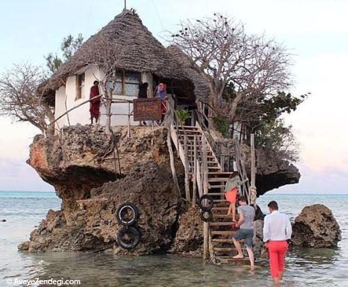 رستوران ساحلی زیبا و متفاوت