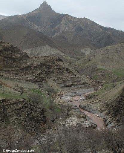 سنگ تراشان؛ روستای بدون حصار غرب ایران